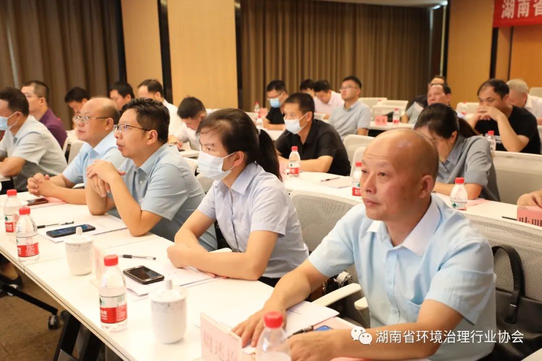 1660117077143872.jpg e5d69c2ae991f143e2f337ec01307ff.jpg