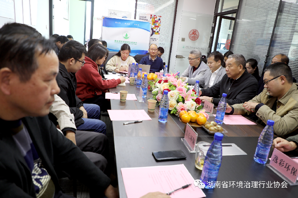 1700703196949688.png 1.png